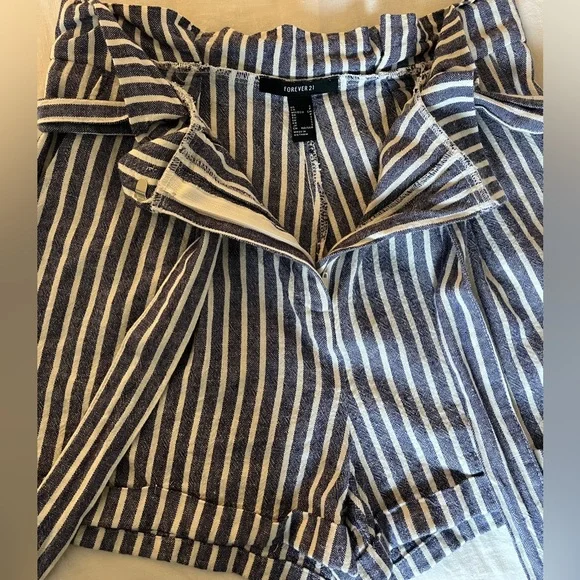 Forever 21 High Rise Linen Paper bag Striped Shorts⛴️ - Picture 5 of 6
